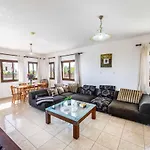 Villa Mariam Péjia